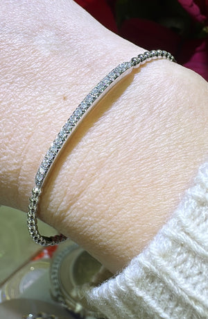 0.29ct tw Diamond Beaded Gold Bangle Bracelet