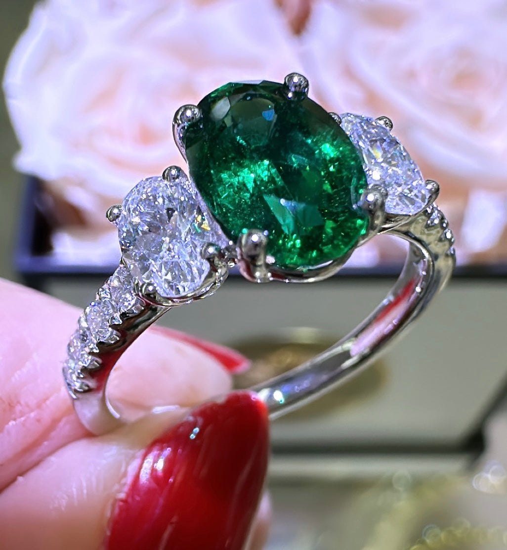 Green Emerald 1.96ct  tw Oval Cut with Side Diamond Ring