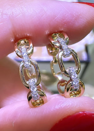 0.10ct tw Diamond & Gold Link Oval Hoop Earrings