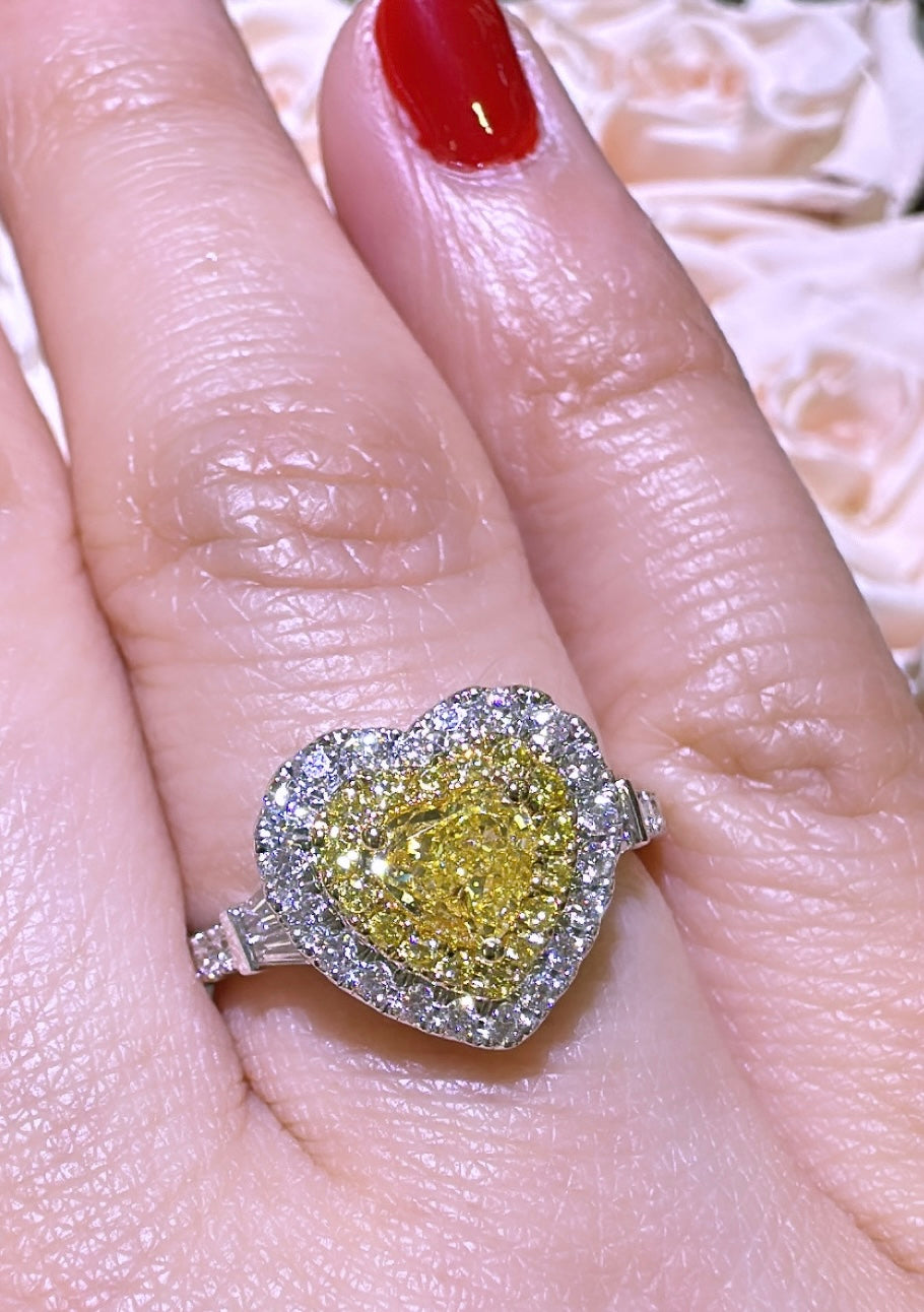 Canary Fancy Vivid Yellow Heart Shape Cut 0.96ct t.w. Halo Ring