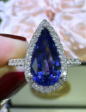 2.76ct tw Diamond Pear Shape Sapphire Ring