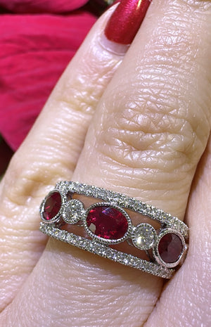 1.72ct tw Diamond And Ruby Ring