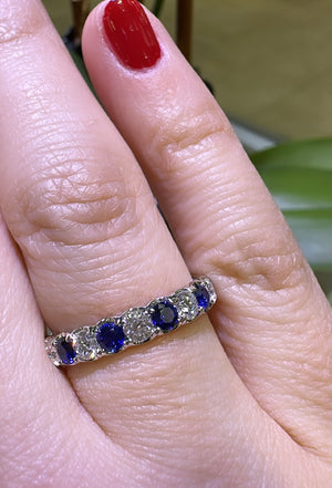 1.08ct tw Blue Sapphire Alternating Diamond Ring