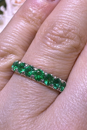 1.04carat Green Emerald Ring