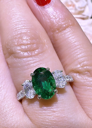 Green Emerald 1.96ct  tw Oval Cut with Side Diamond Ring