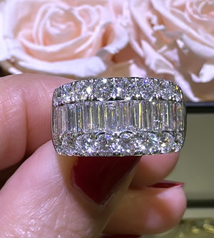 2.33ct tw Baguette and Round Cut Diamond Ring