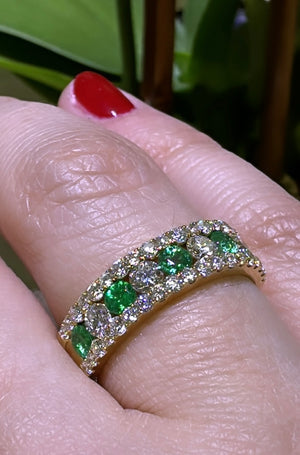 1.46carat Green Emerald And Diamond Band Ring