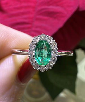 0.53carat Oval-cut Emerald & Diamond Ring