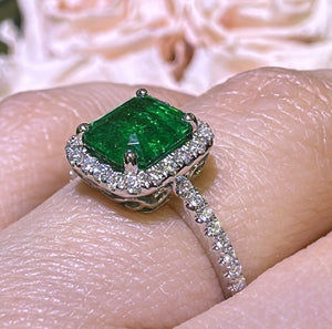 1.51carat Emerald & Diamond Ring