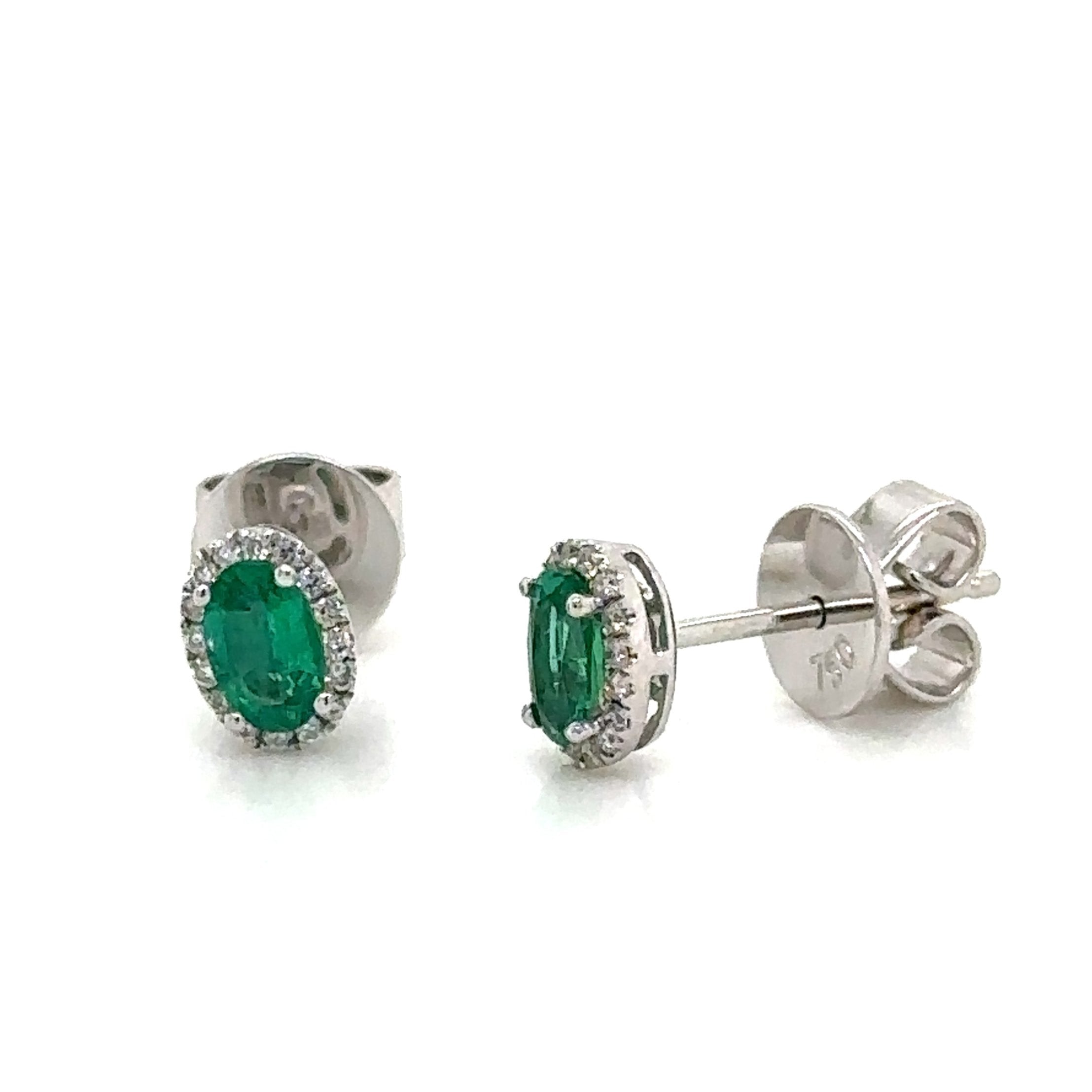 0.44carat Green Emerald Oval-cut Diamond Stud Earrings