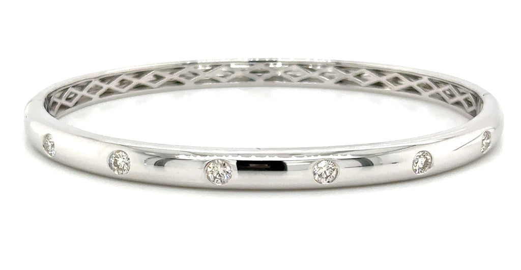 0.53ct tw Burnish Set Diamond Gold Station Bangle Bracelet