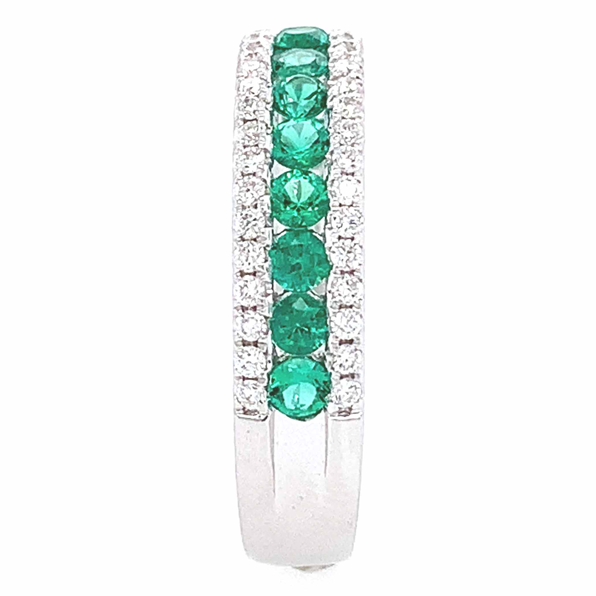 0.74Carat Green Emerald And Diamond Ring