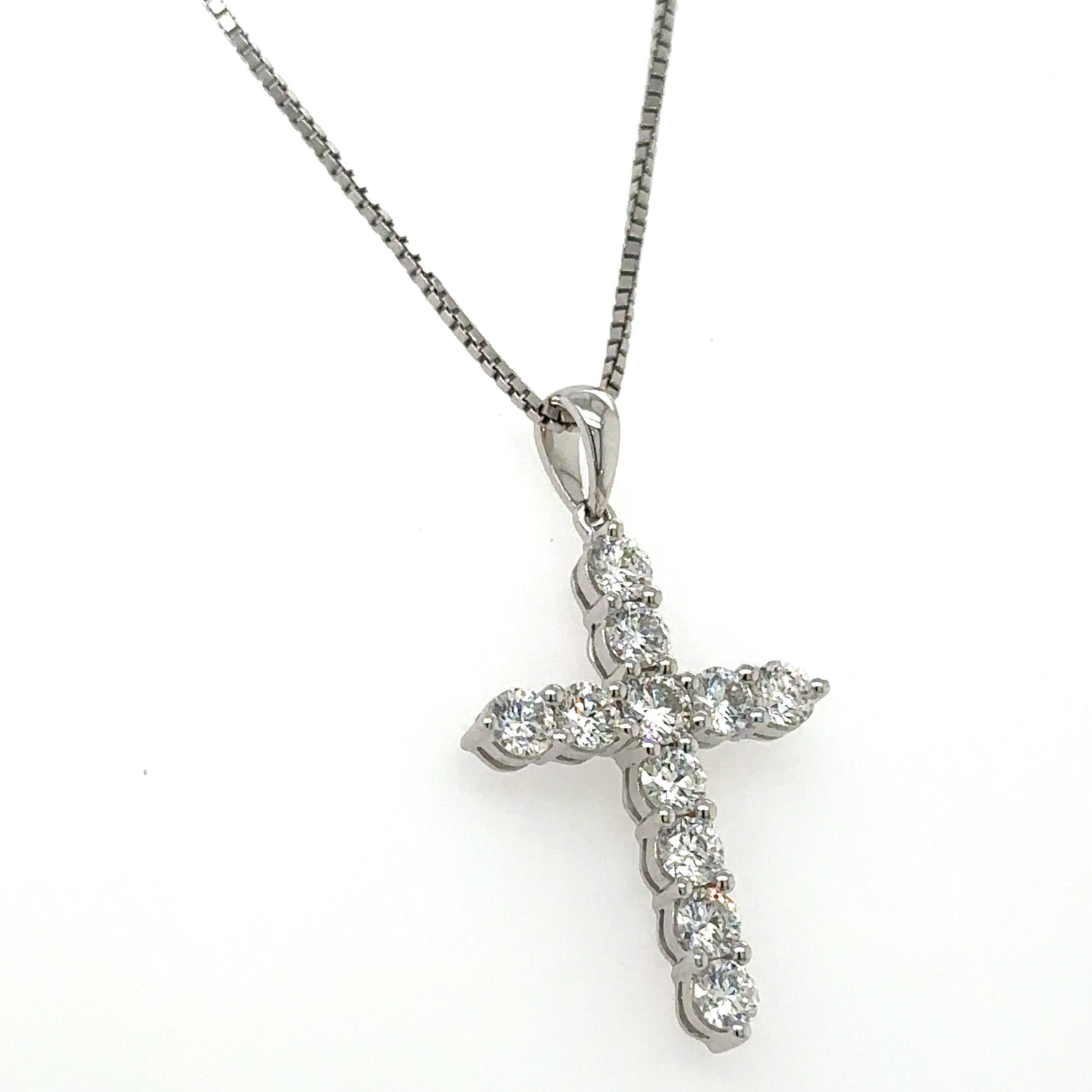 1.08ct tw Diamond Cross Pendant Necklace