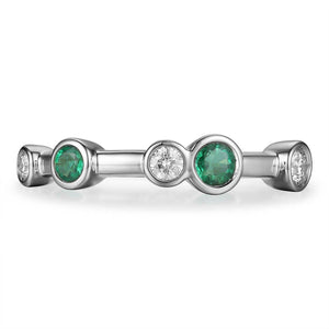 0.30ct tw Alternating Diamond And Emerald Bezel Ring