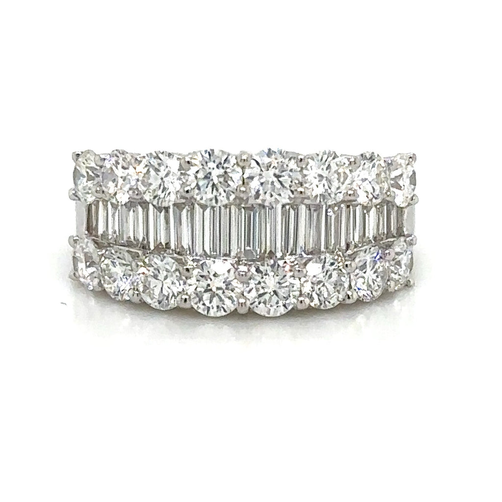 2.86ct tw Baguette and Round Cut Diamond Ring