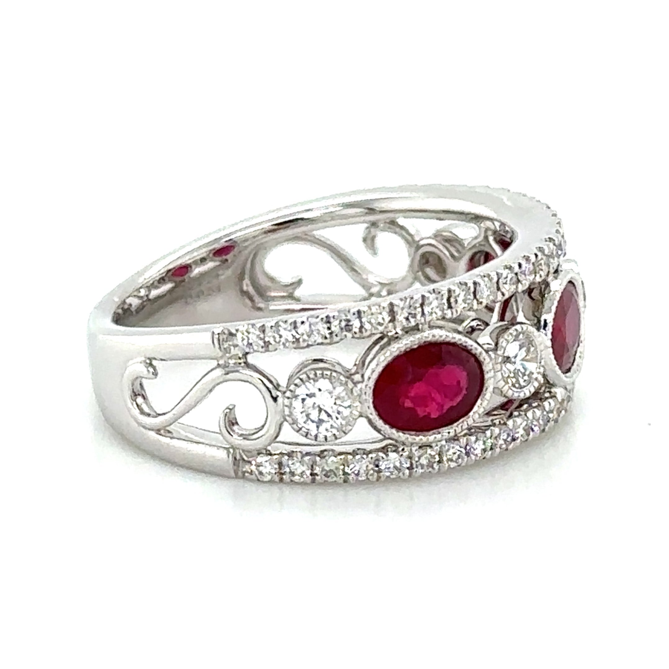 1.72ct tw Diamond And Ruby Ring