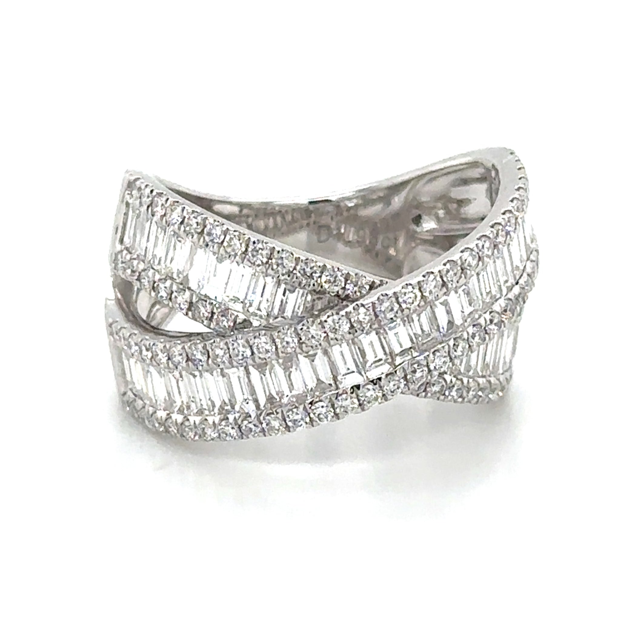 1.92ct tw Diamond Baguette and Round cut Criss Cross Ring