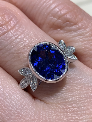 Oval Tanzanite Diamond Antique Style Ring