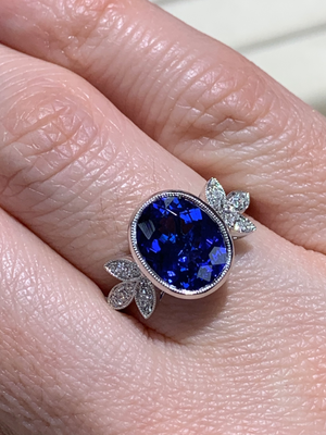 Oval Tanzanite Diamond Antique Style Ring