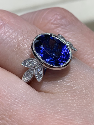 Oval Tanzanite Diamond Antique Style Ring