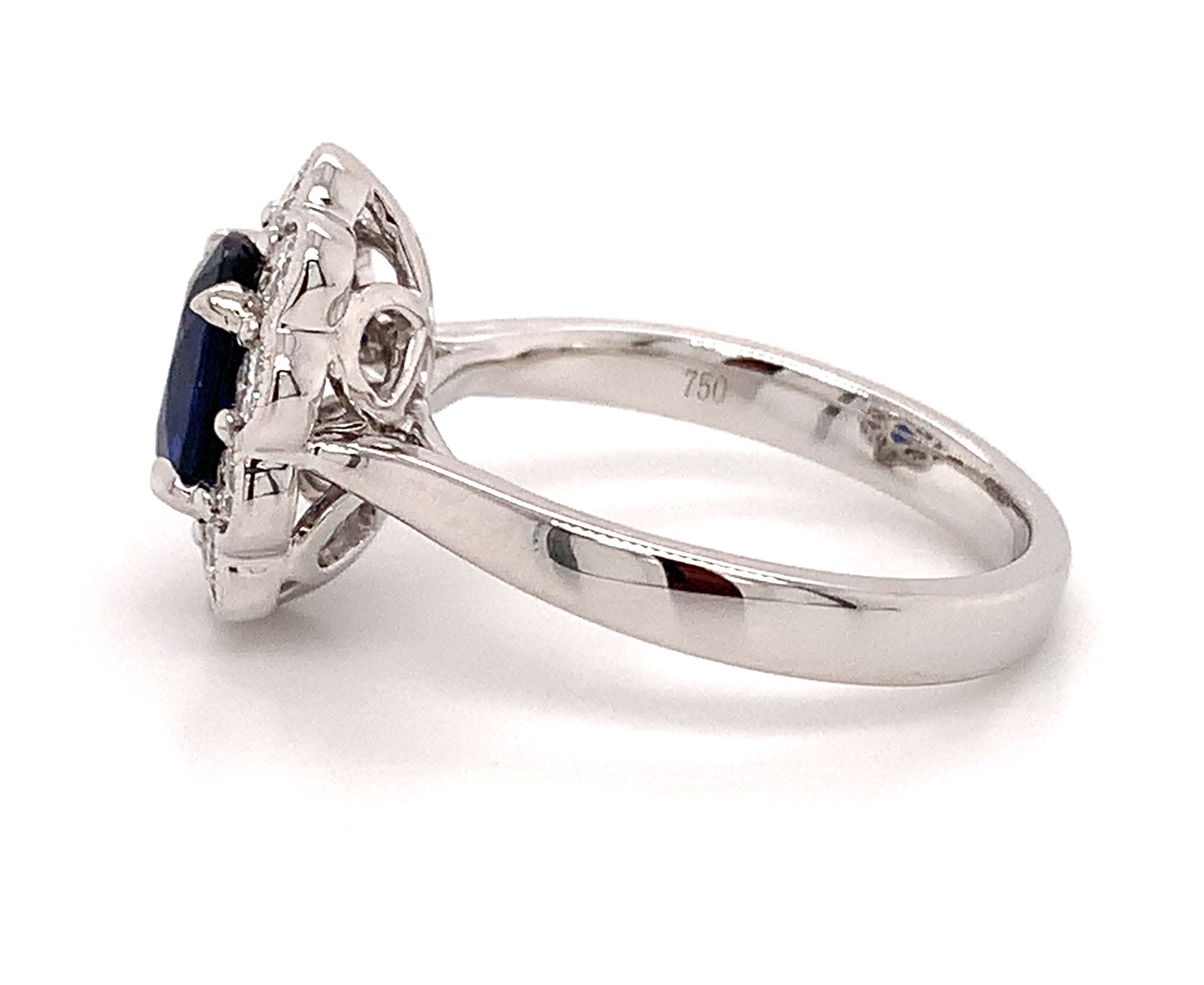 Royal Blue Sapphire & Diamond Ring