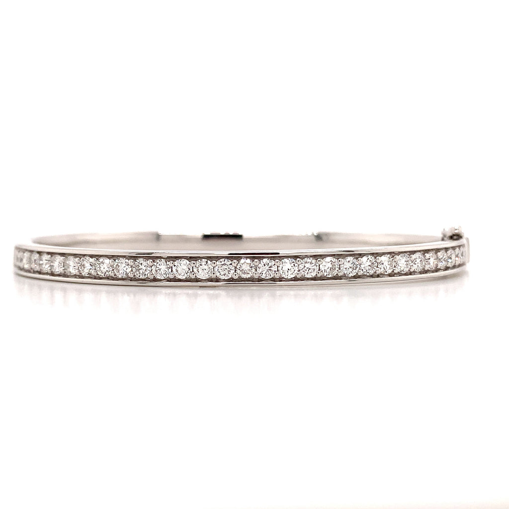 1.52ctw Diamond White Gold Bangle Bracelet