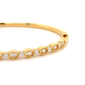 0.77ctw Diamond Yellow Gold Bangle Bracelet