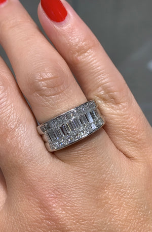 Baguette And Princess Cuts Diamond Wide Band 2.80ctw